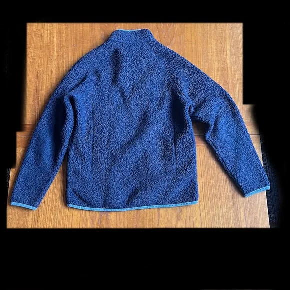 Patagonia Boys XL (Size 14) Blue Fleece Zip-Up – Cozy & Sustainable!